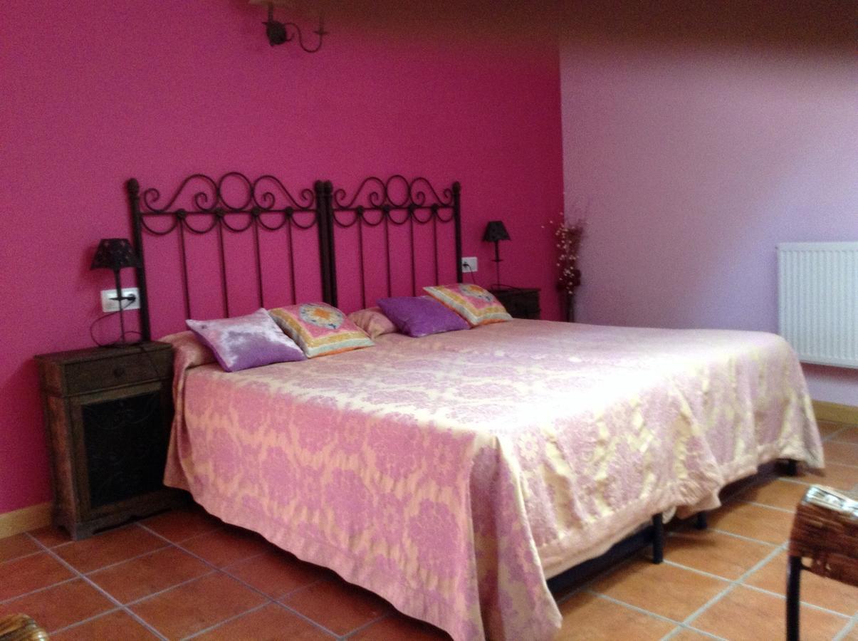 Hostal Camino Del Perdon Uterga Eksteriør bilde