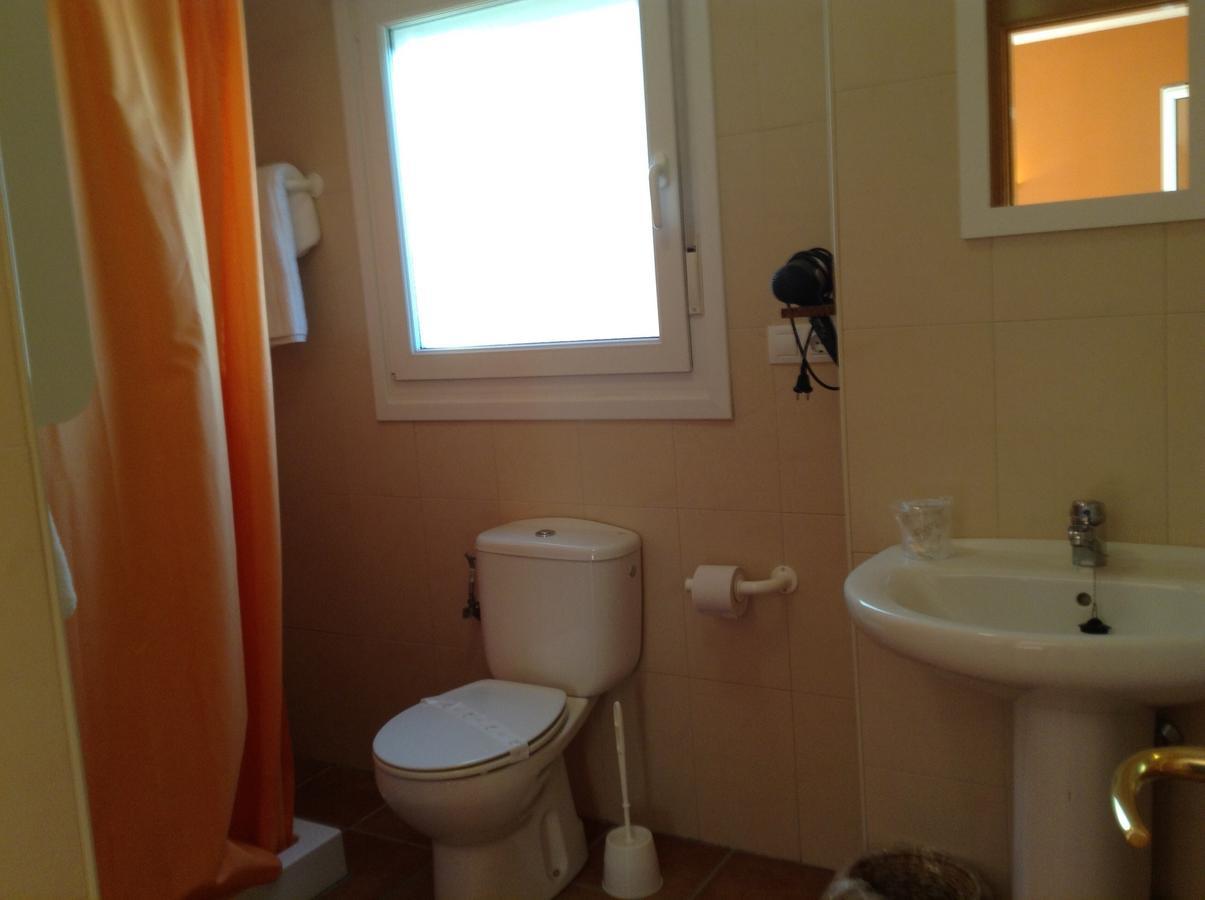 Hostal Camino Del Perdon Uterga Eksteriør bilde