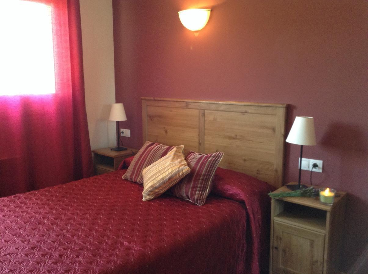 Hostal Camino Del Perdon Uterga Eksteriør bilde