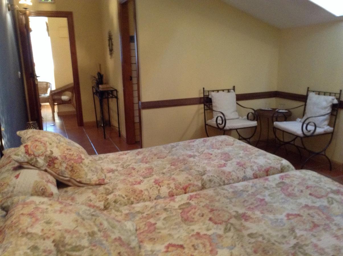 Hostal Camino Del Perdon Uterga Eksteriør bilde